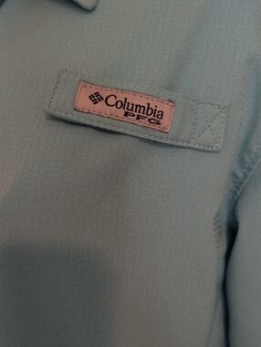 Columbia PFG Women's Pale Aqua Short Sleeve Fishing Shirt